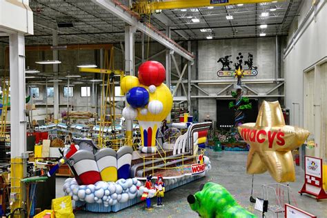 salary seasonal float fabricator metal worker macy's parade studio|Float/Balloon Fabricator, Parade Studio .